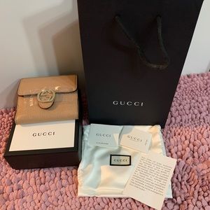 Gucci Calfskin Interlocking GG Compact Wallet